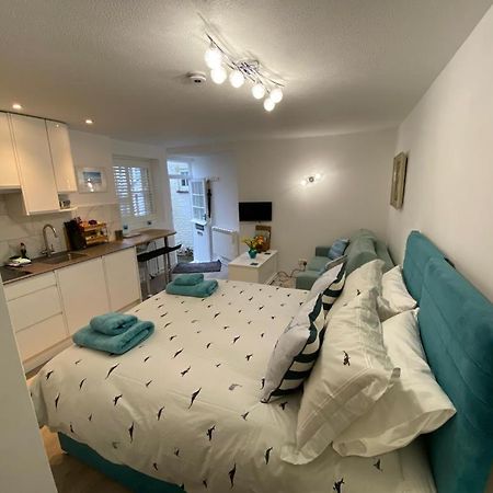 Sweet Caroline - Luxury Studio Stone'S Throw From Mousehole Harbour Extérieur photo